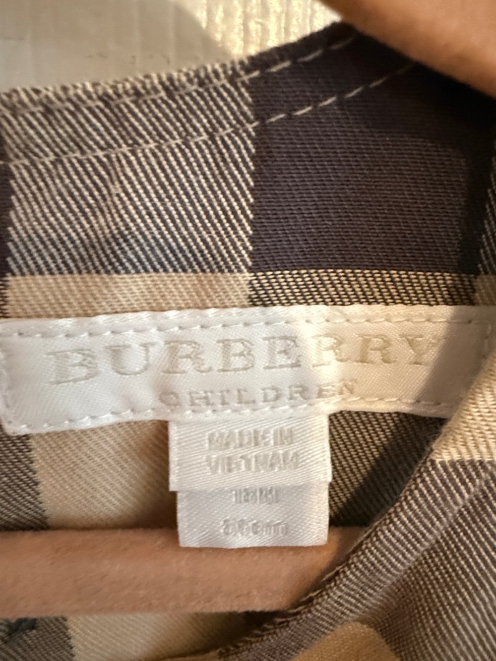 Burberry Girl’s Dress 18 months - Picture 2 of 7